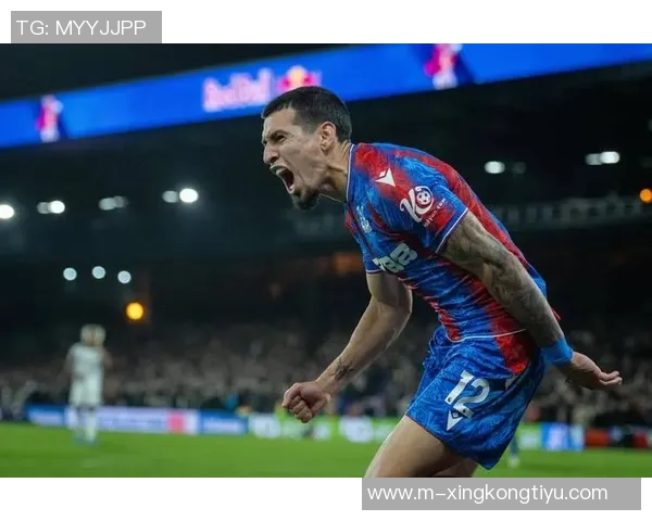 卡拉格与斯科尔斯齐声呼吁阿莫林圣诞前辞职时间已不再充裕